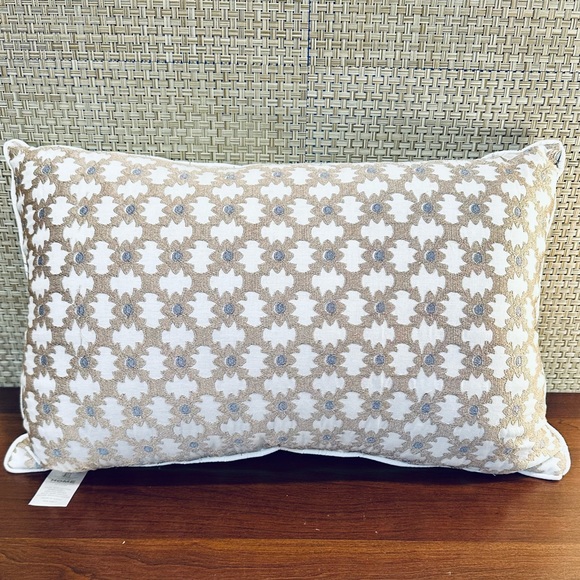 🌟HP🌟NWOT Tan & Cream Cotton Embroidered Oblong Boudoir Pillow - Picture 1 of 4